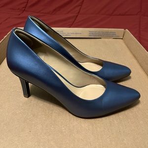 Naturalizer Natalie Pumps size 7.5